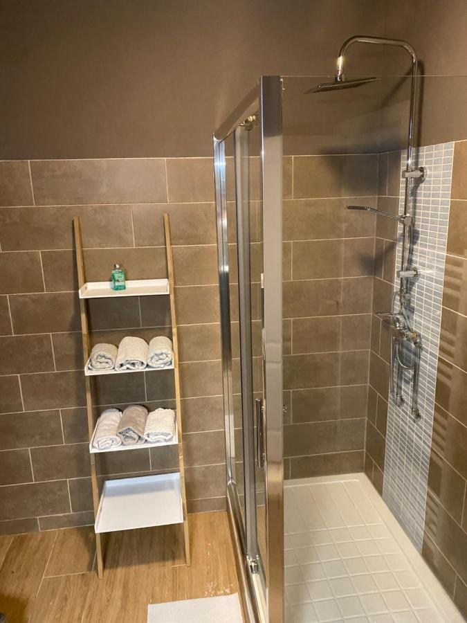 Superbe Appartement 沙勒罗瓦 外观 照片
