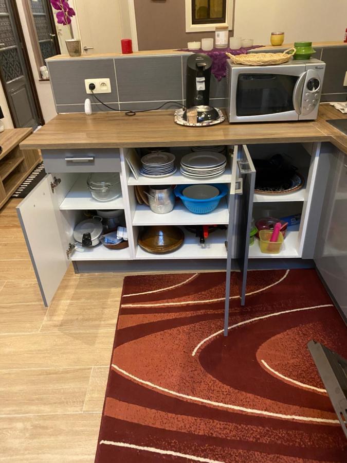 Superbe Appartement 沙勒罗瓦 外观 照片