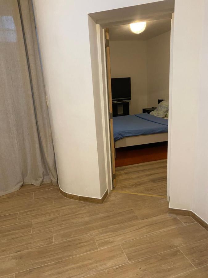 Superbe Appartement 沙勒罗瓦 外观 照片