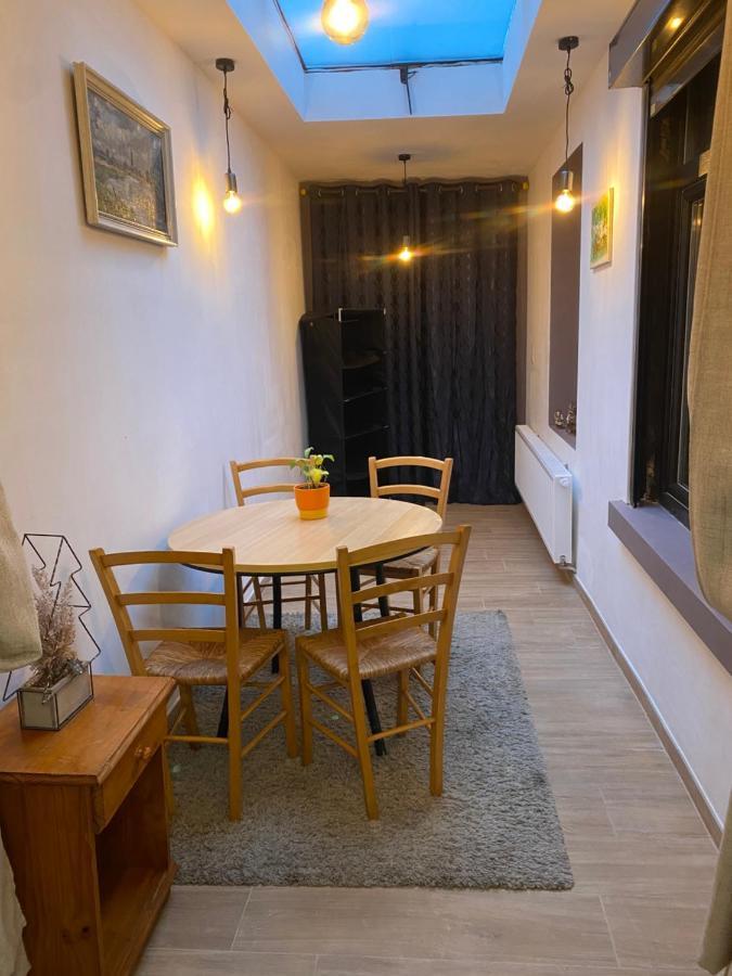 Superbe Appartement 沙勒罗瓦 外观 照片