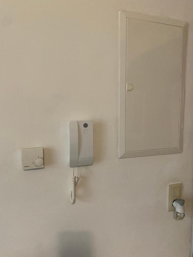 Superbe Appartement 沙勒罗瓦 外观 照片