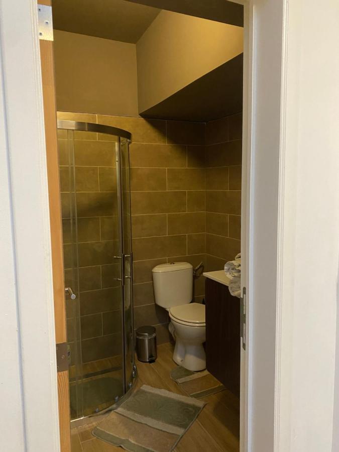 Superbe Appartement 沙勒罗瓦 外观 照片