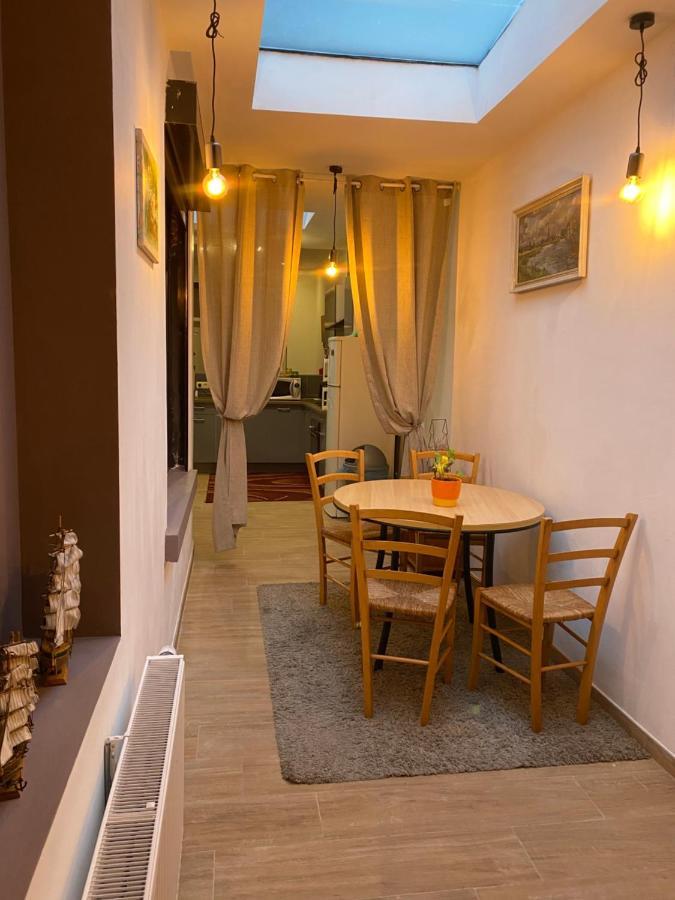 Superbe Appartement 沙勒罗瓦 外观 照片